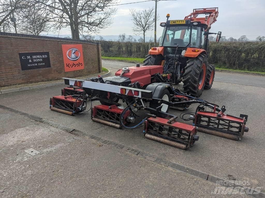 Toro TM7490 Pyörillä varustetut leikkurit
