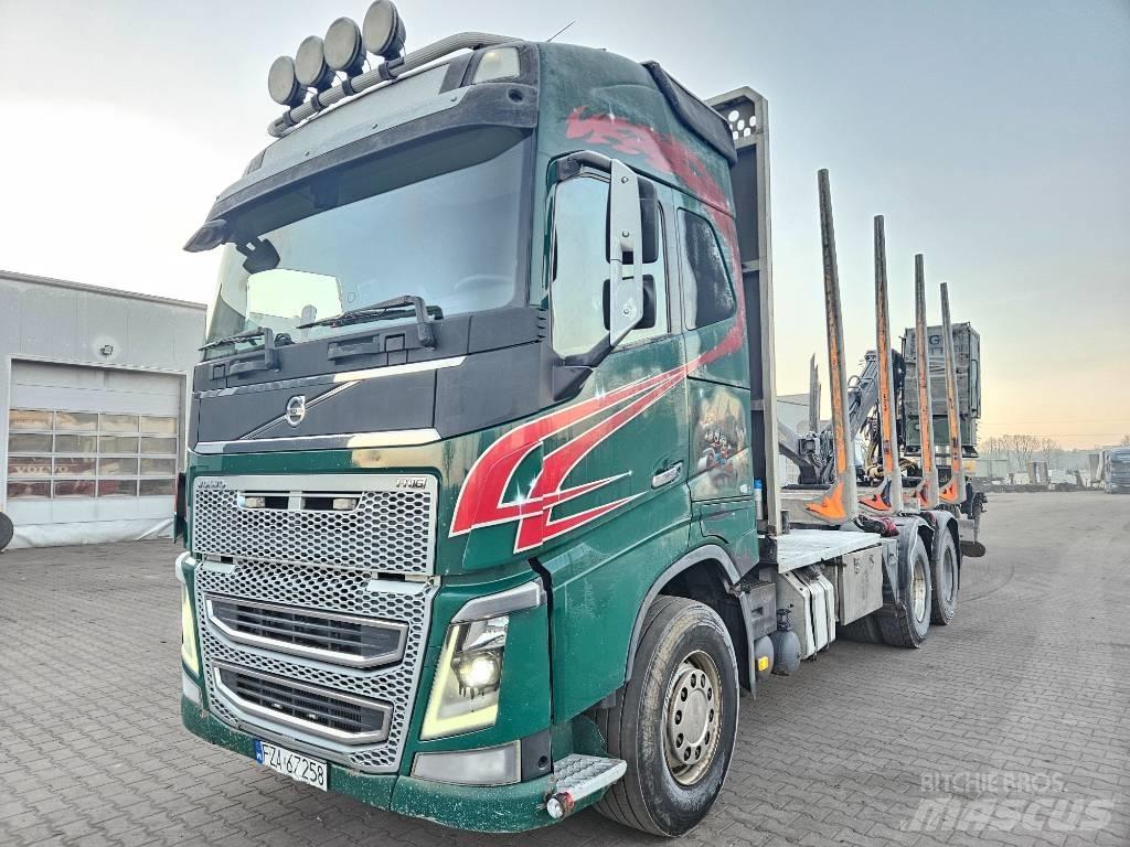 Volvo FH 16 Puuautot