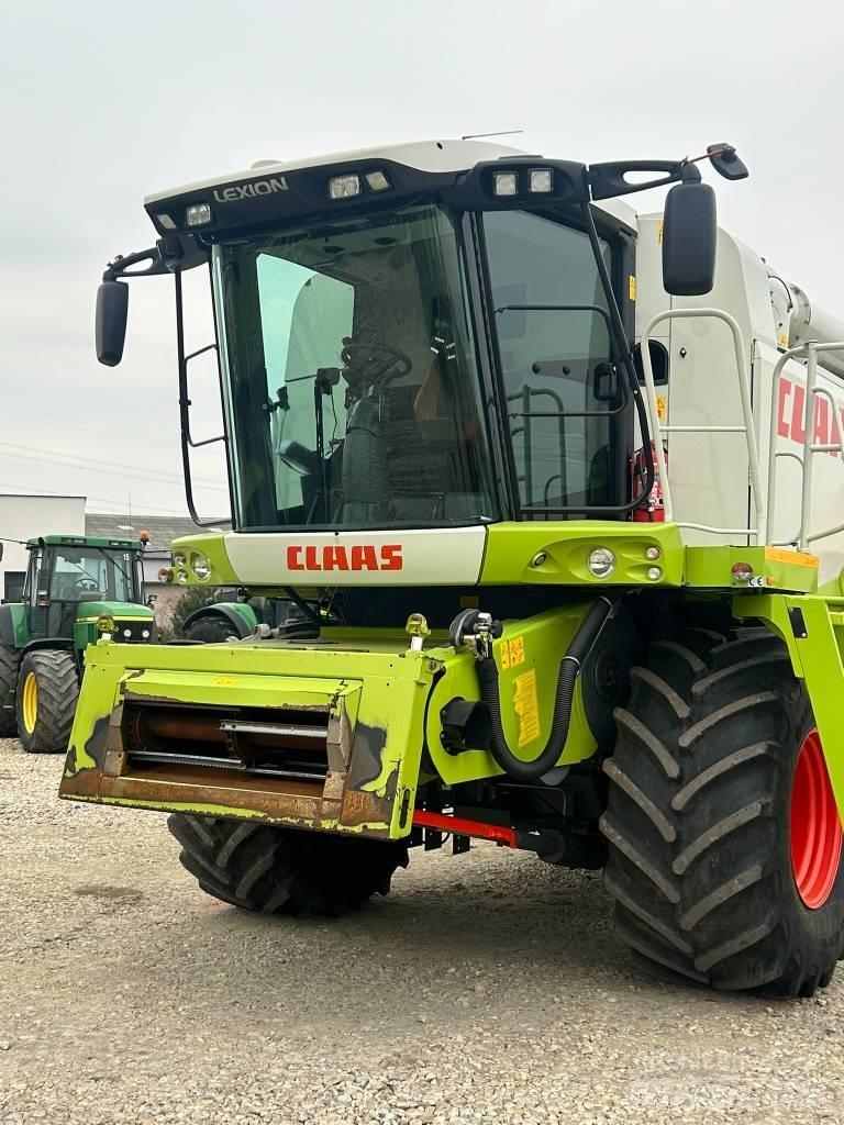 CLAAS Lexion 530 Leikkuupuimurit