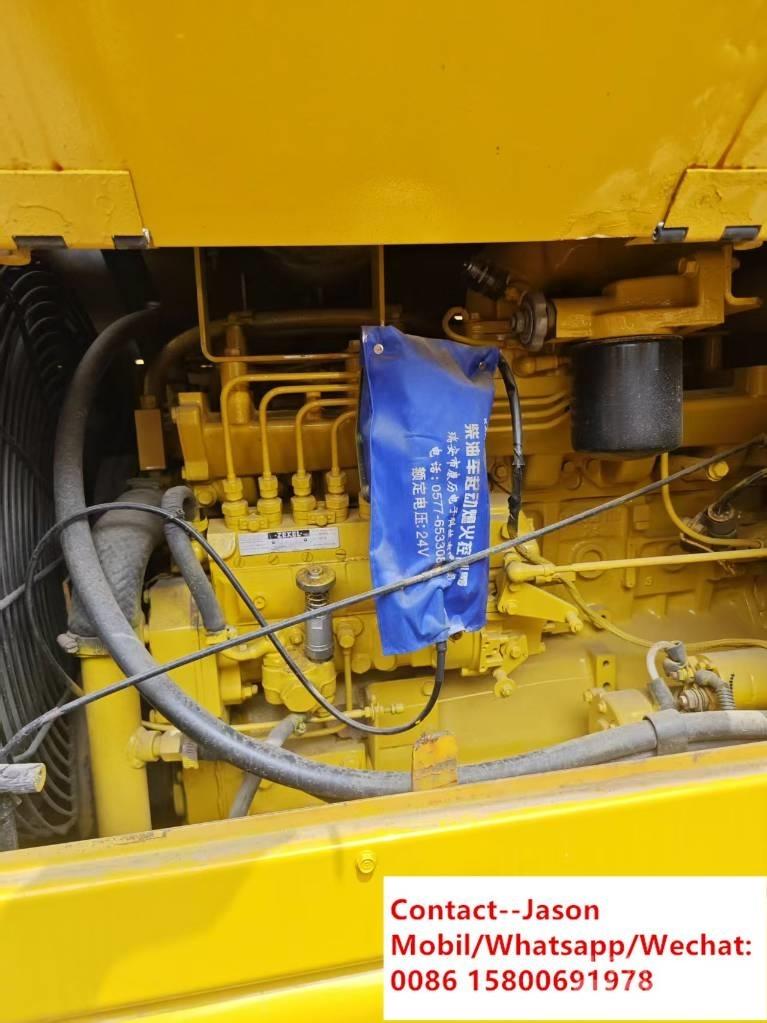 Komatsu WA 100 Pyöräkuormaajat