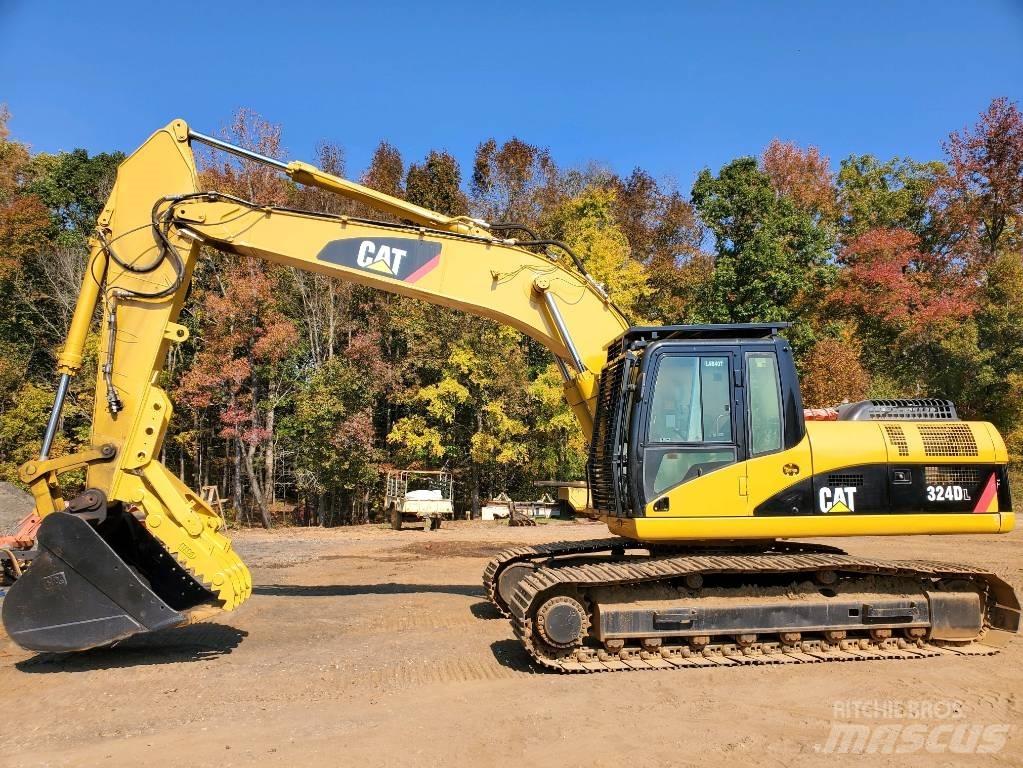 CAT 324D LC Telakaivukoneet