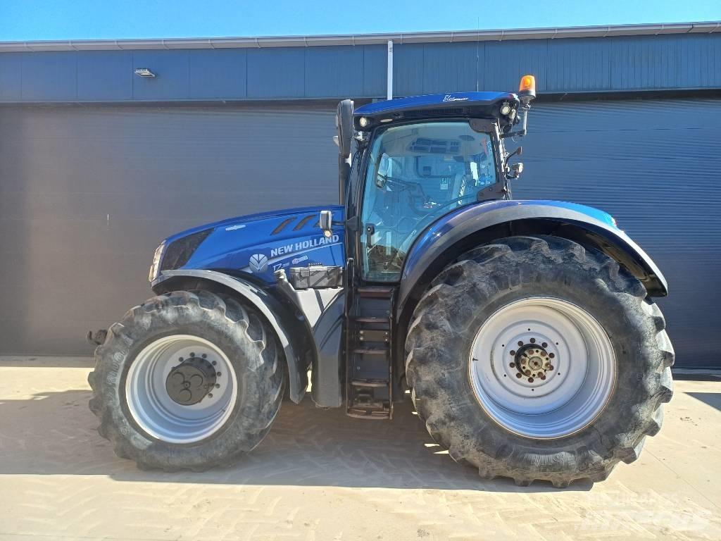 New Holland T7.315HD Traktorit