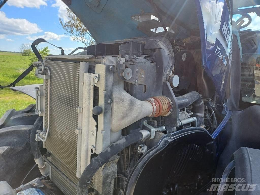 New Holland T7.315HD Traktorit