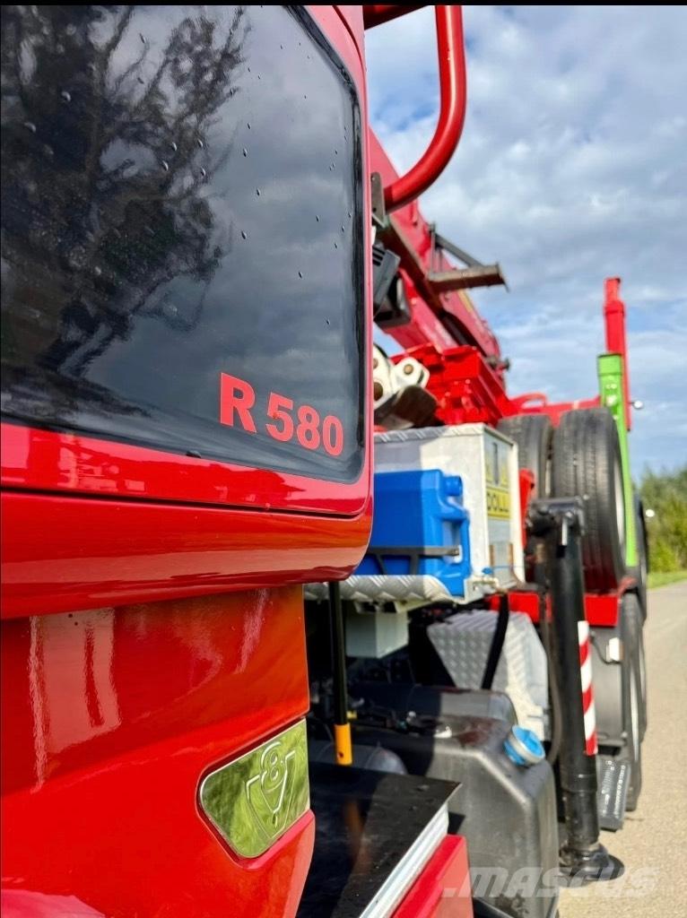 Scania R580 V8 6x4 Puuautot