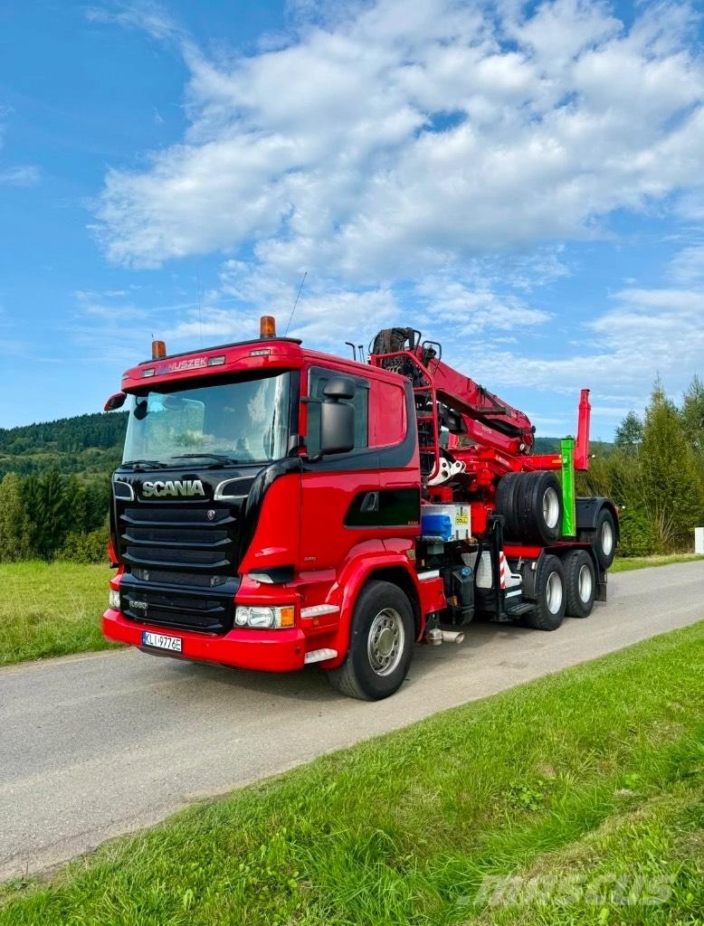Scania R580 V8 6x4 Puuautot