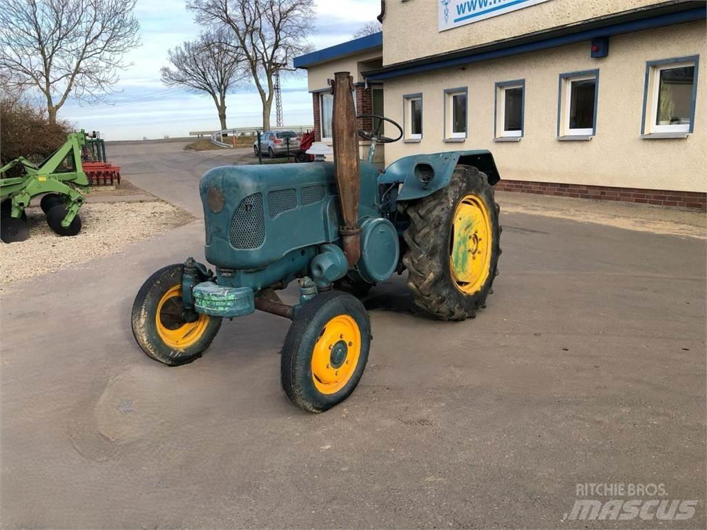 Lanz D3016 Traktorit