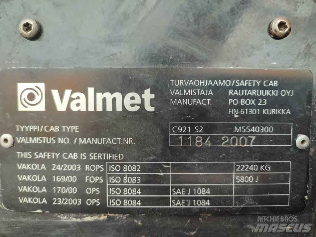Valmet 911.3 Harvesterit