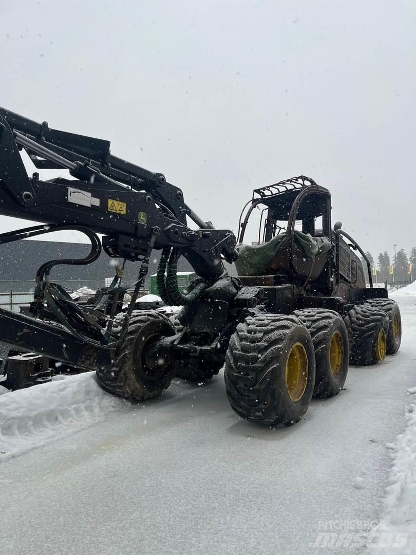 John Deere 1270G Harvesterit