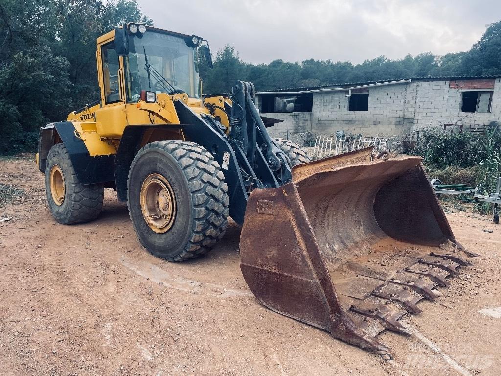Volvo L120E Pyöräkuormaajat
