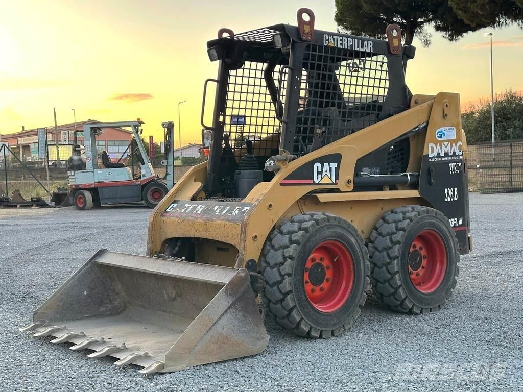 CAT 226BHF Pienkuormaajat