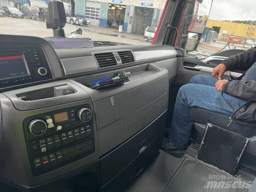 MAN TGX 26.440 Vetopöytäautot