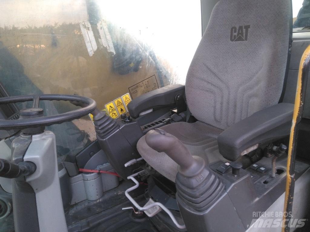 CAT M 322D MH Jätteenkäsittelijät