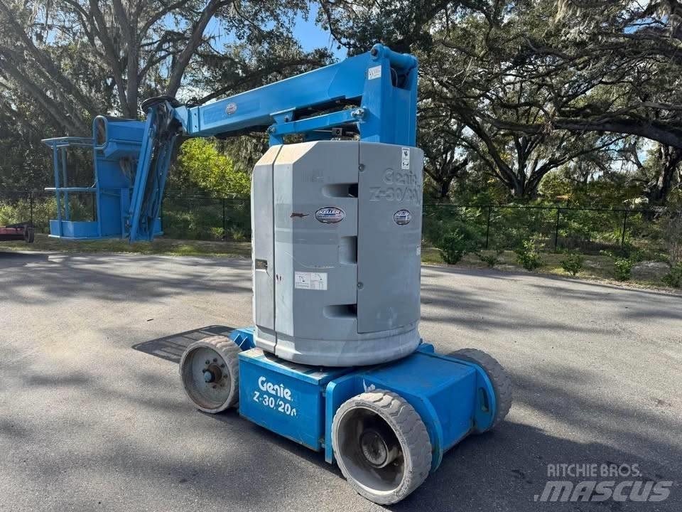 Genie Z 30/20 N Kuukulkijat