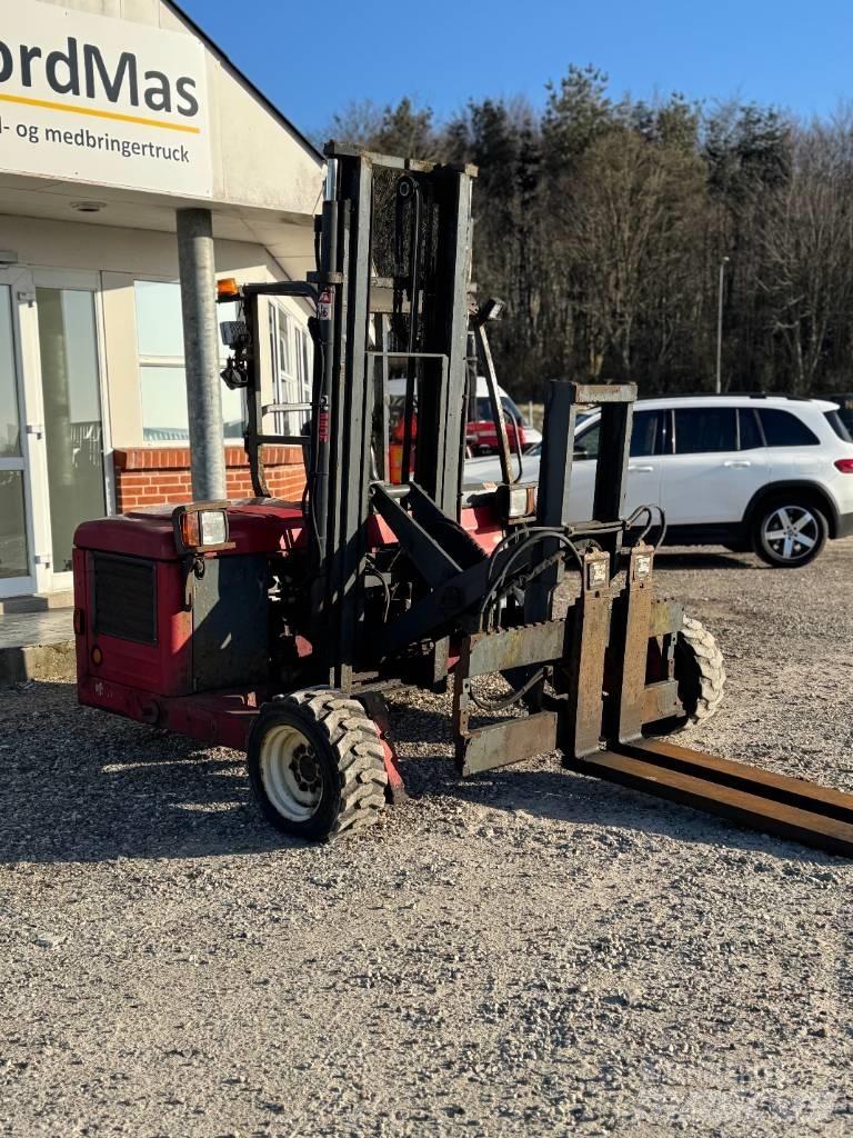 Moffett M4 25.3 Dieseltrukit