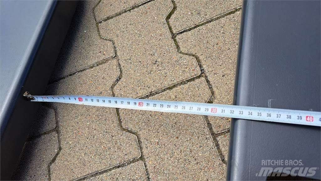 Linde L14C Käyden ajettavat pinoamistrukit