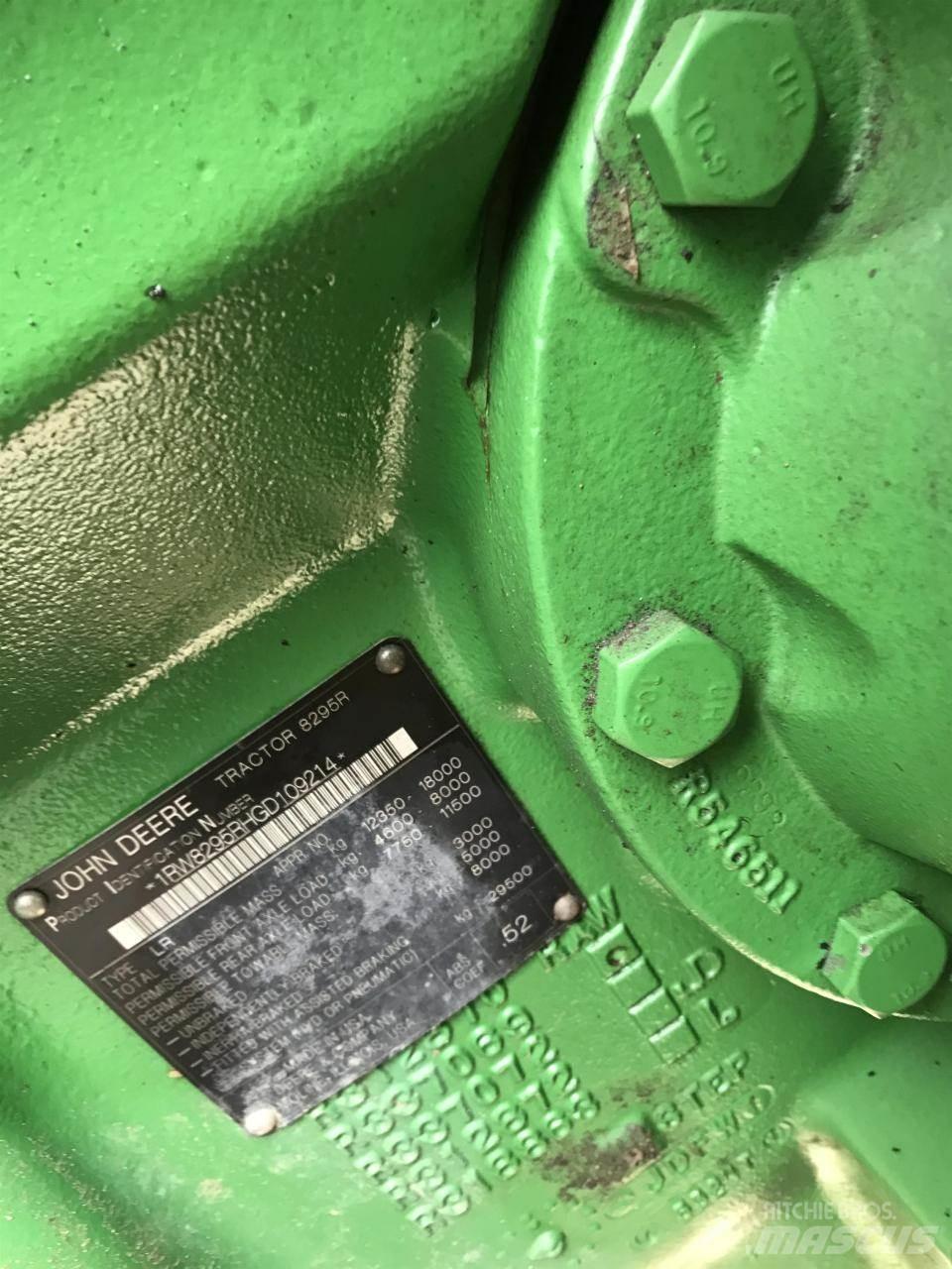 John Deere 8295R Traktorit