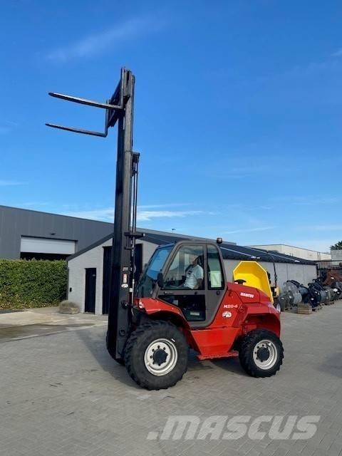 Manitou M 30.4 Maastotrukit