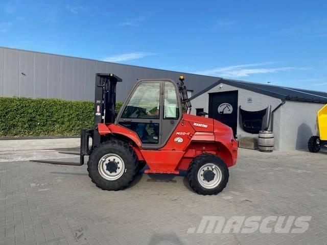 Manitou M 30.4 Maastotrukit