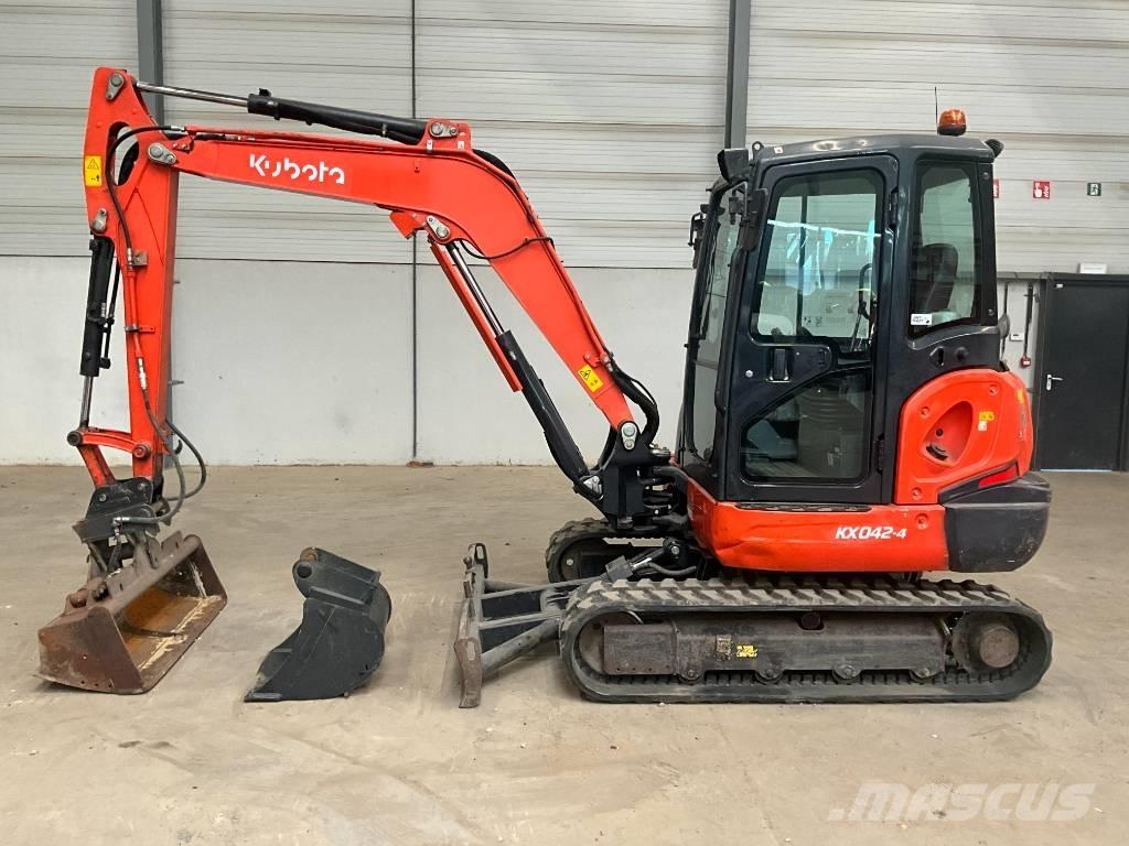 Kubota KX 042-4 Minikaivukoneet < 7t
