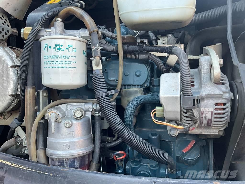 Kubota KX 042-4 Minikaivukoneet < 7t