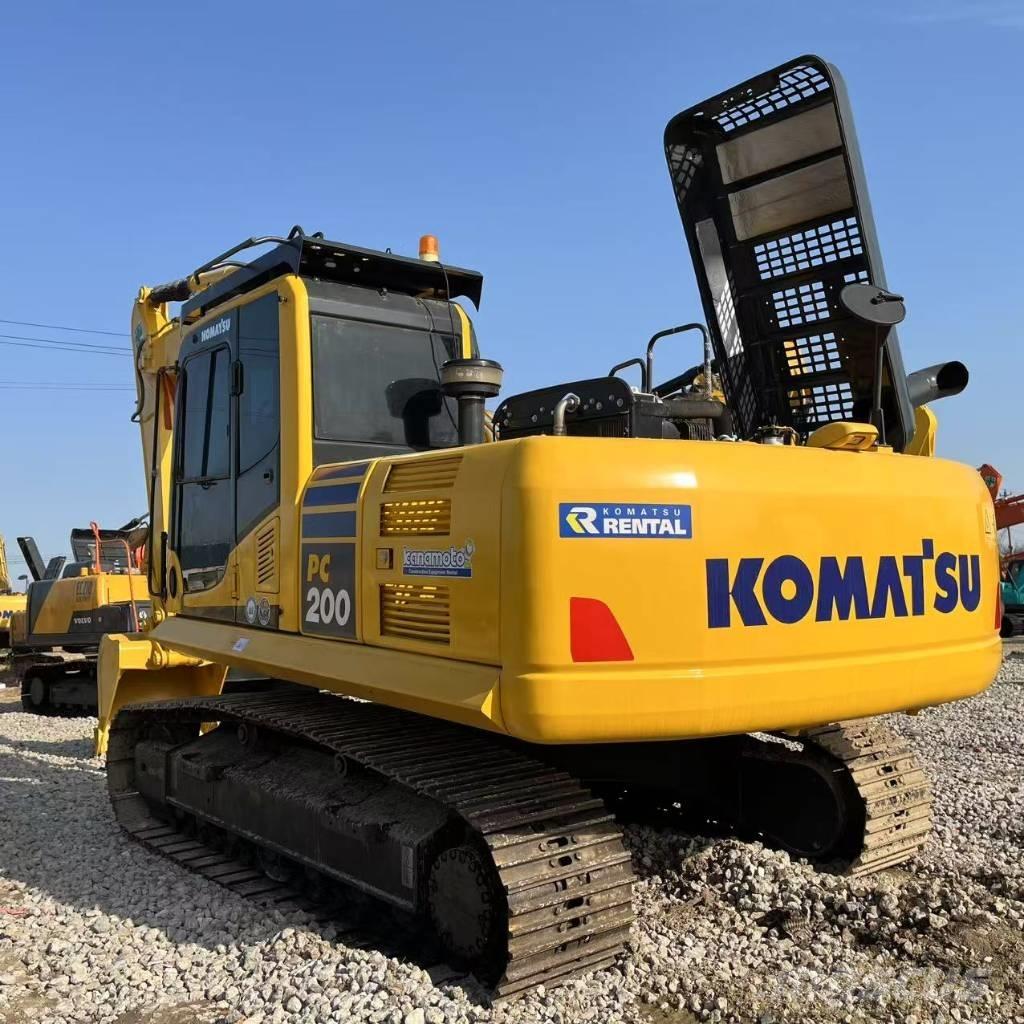 Komatsu PC 200 Telakaivukoneet