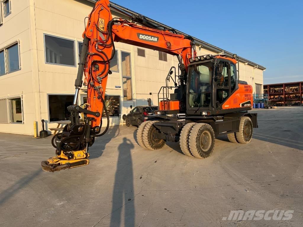 Doosan DX160W-5 Pyöräkaivukoneet
