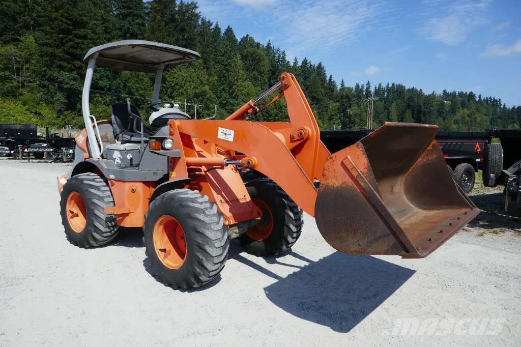 Hitachi ZW 50 Pyöräkuormaajat