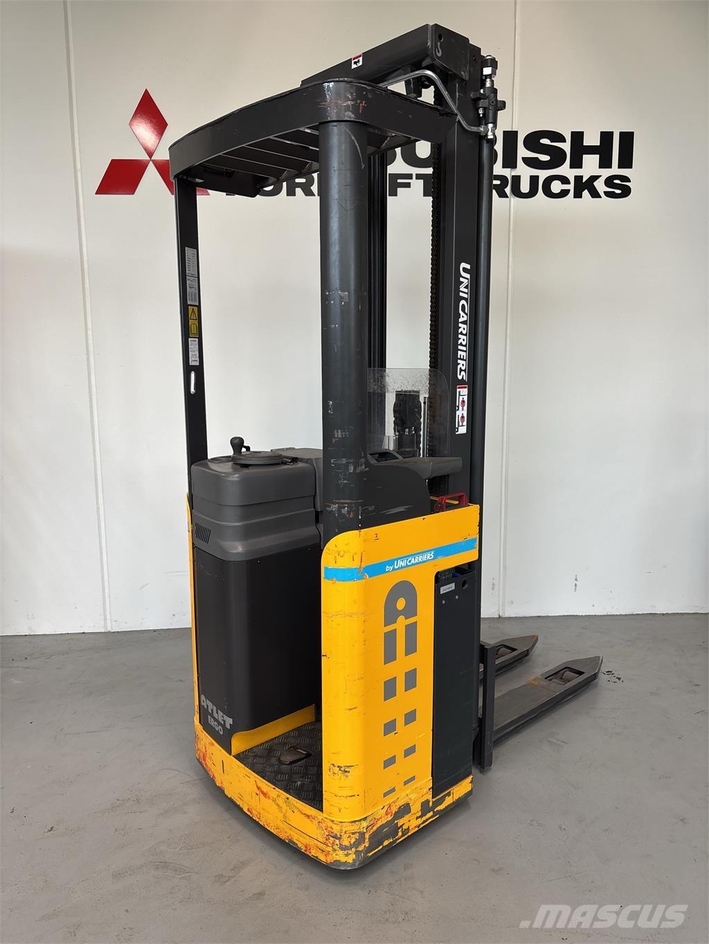 Atlet A160 Ajettavat pinoamisvaunut