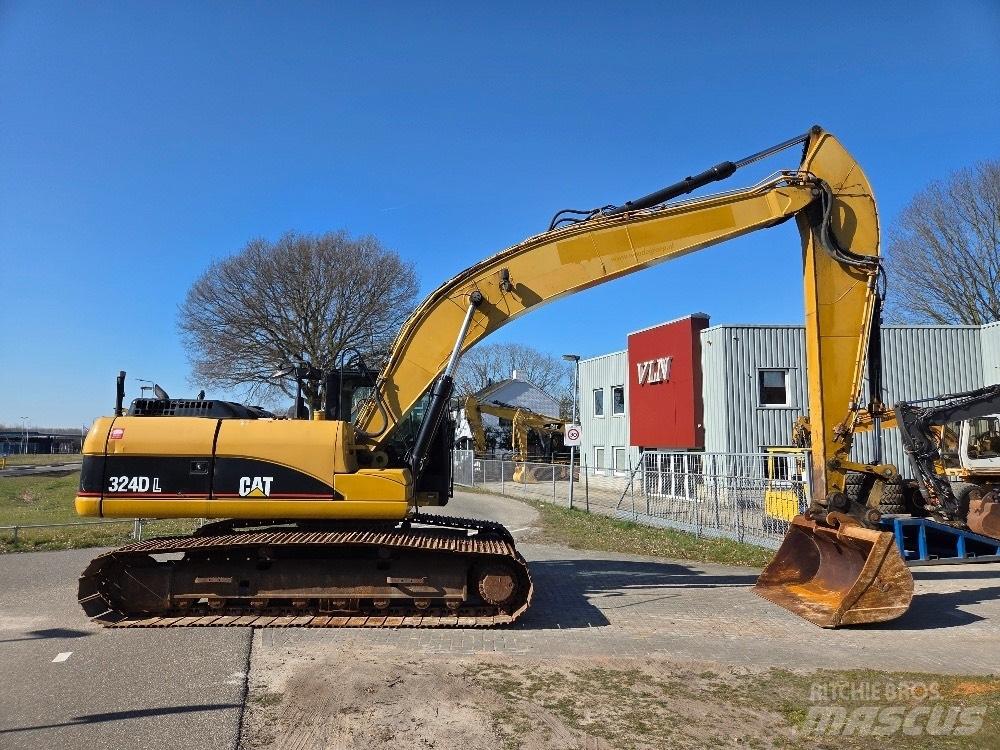 CAT 324DL Telakaivukoneet