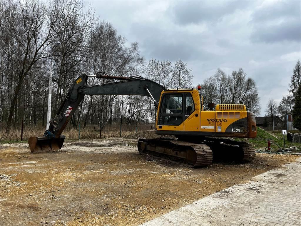  EC210CL Telakaivukoneet