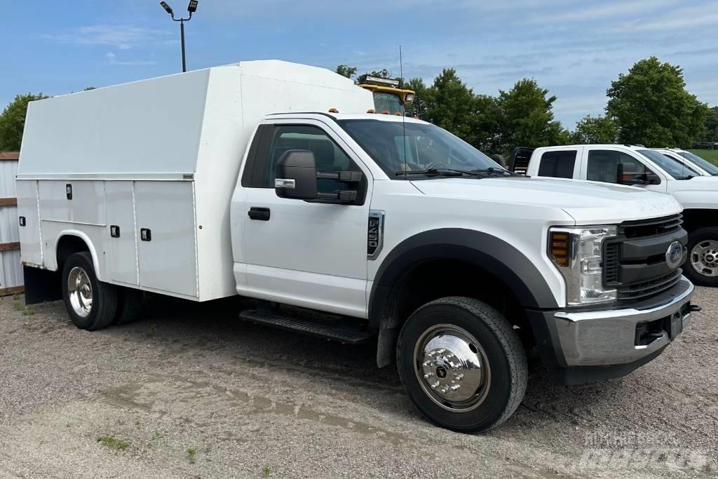 Ford F 450 XL SD Lava-autot