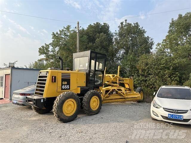 Komatsu GD655 Tiehöylät