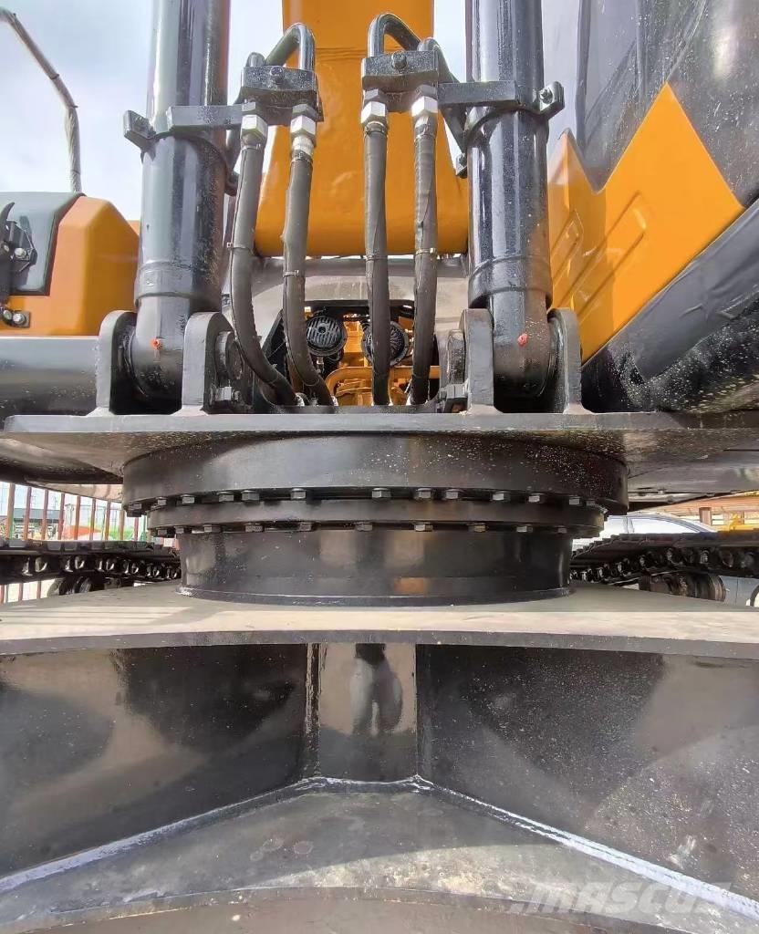 Sany SY 215 Telakaivukoneet