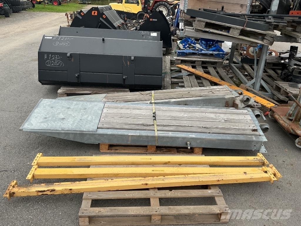 Fliegl Rampit Kuormankäsittelyn lisävarusteet
