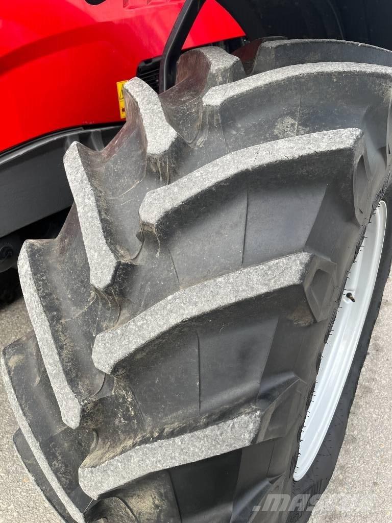 Massey Ferguson 7718 Traktorit