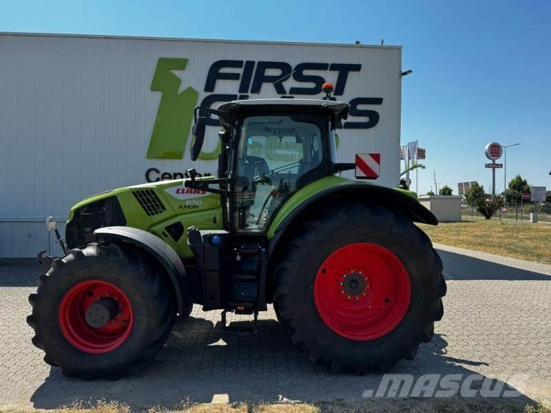 CLAAS AXION 870 Traktorit