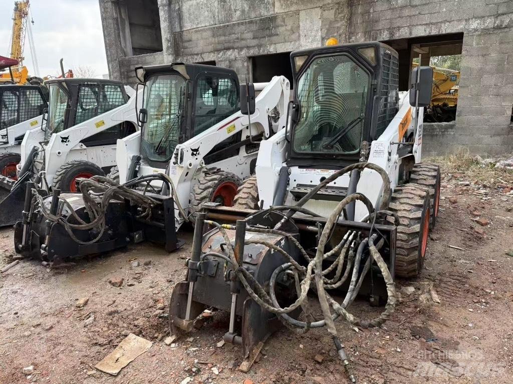 Bobcat S 220 S750 Liukuohjatut kuormaajat