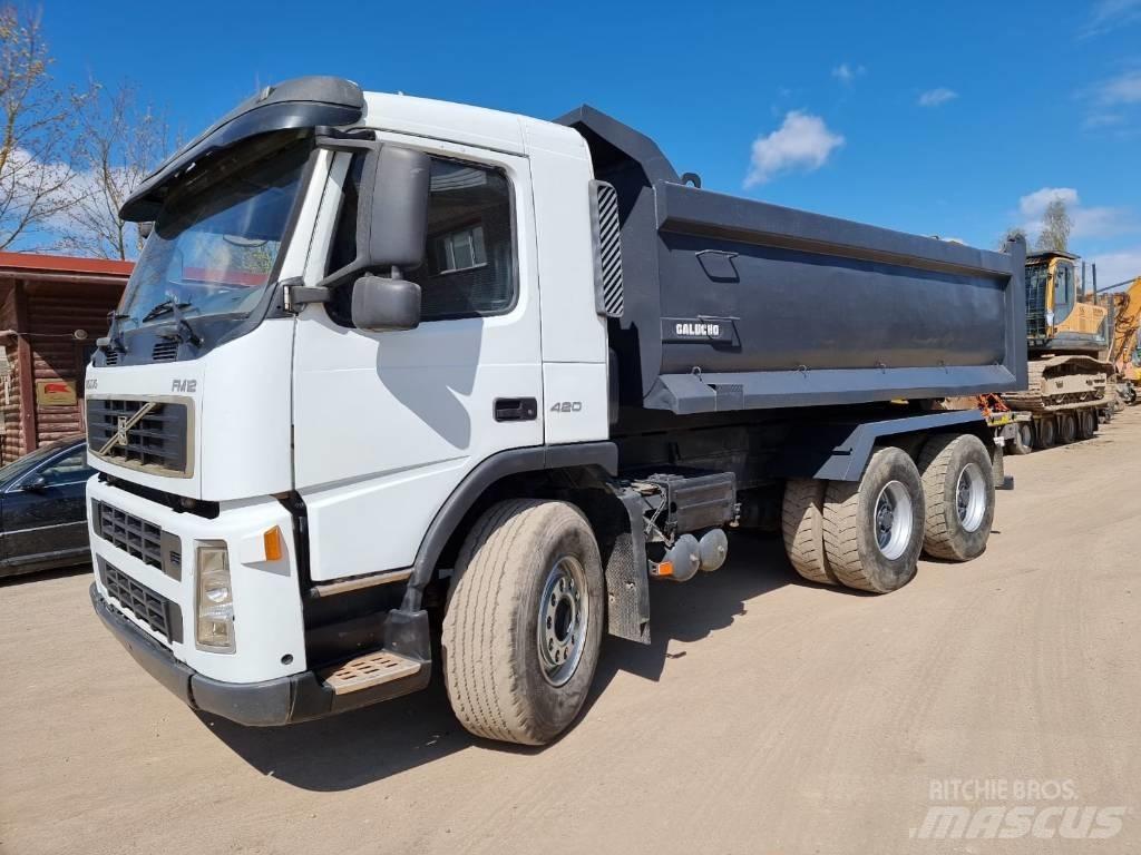 Volvo FM420 6x4 Nostovarsi-vaihtolavakuorma-autot