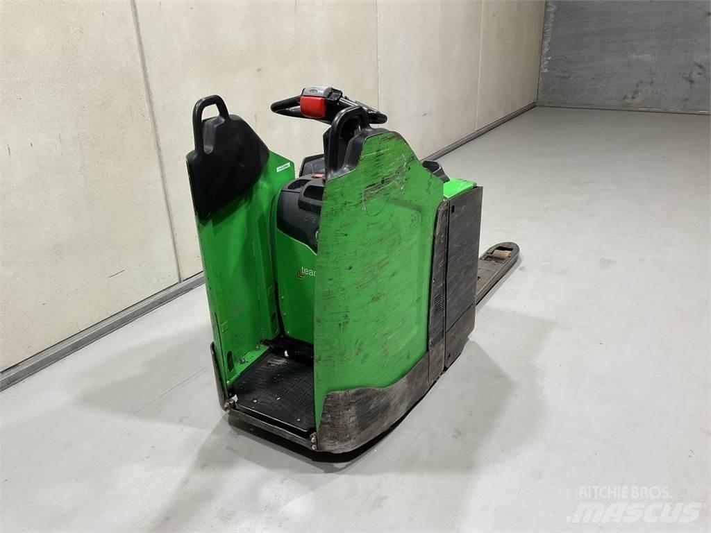 Cesab P320 Lavansiirtotrukit ajotasolla