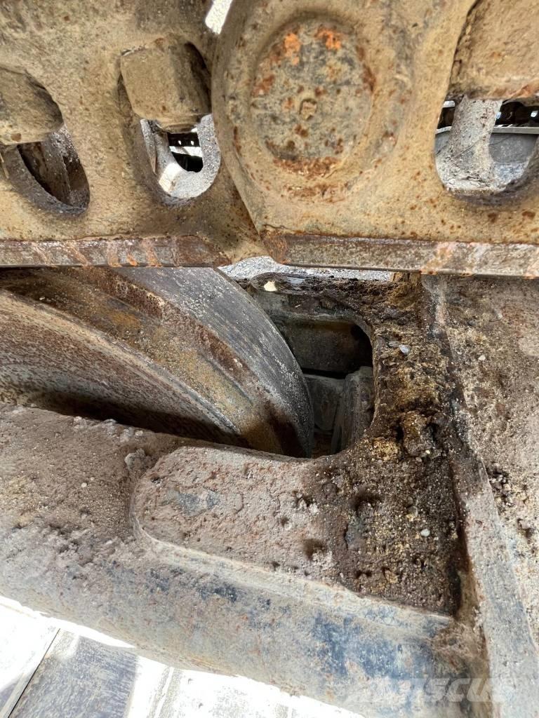 CAT 320 FL Telakaivukoneet