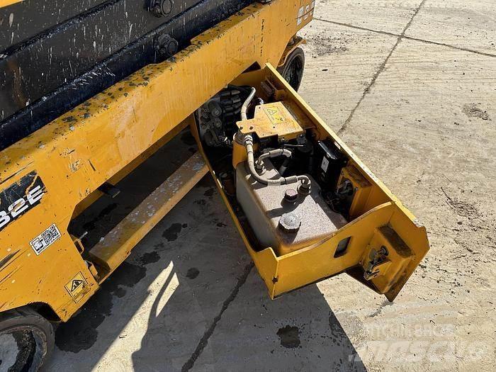 JCB S2032E Saksilavat
