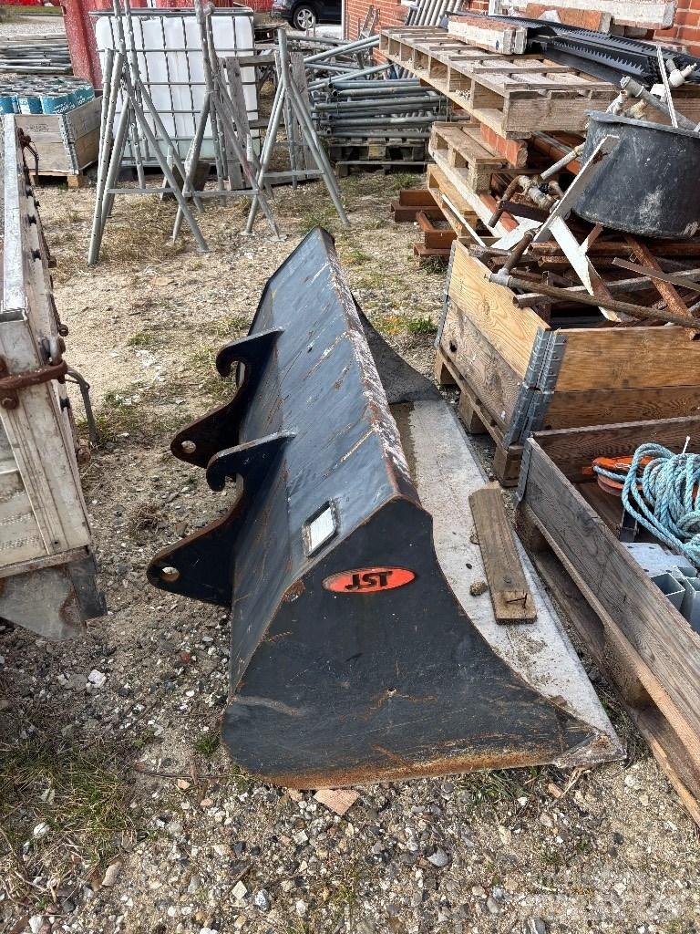 Kubota 4815 Kurottajat