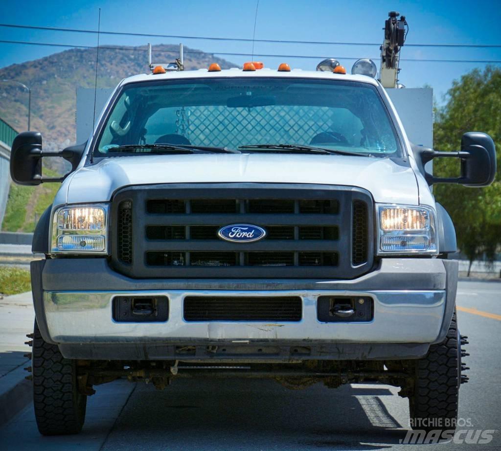 Ford F 550 Tienhoitoautot