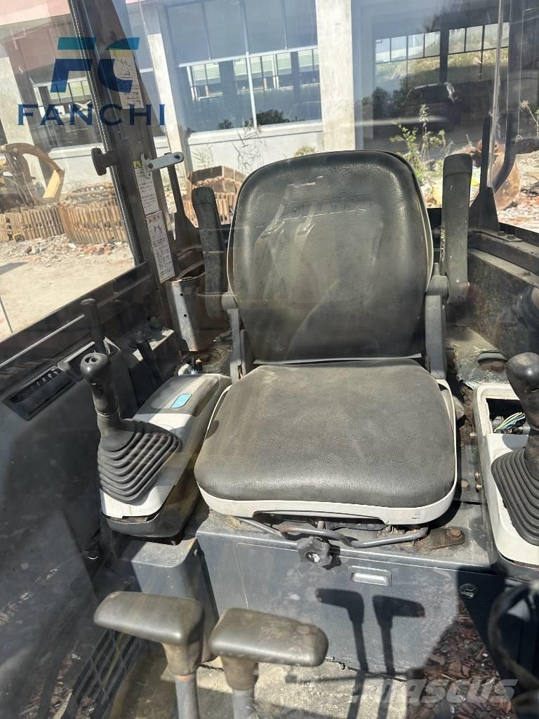 Komatsu PC 35 MR Minikaivukoneet < 7t