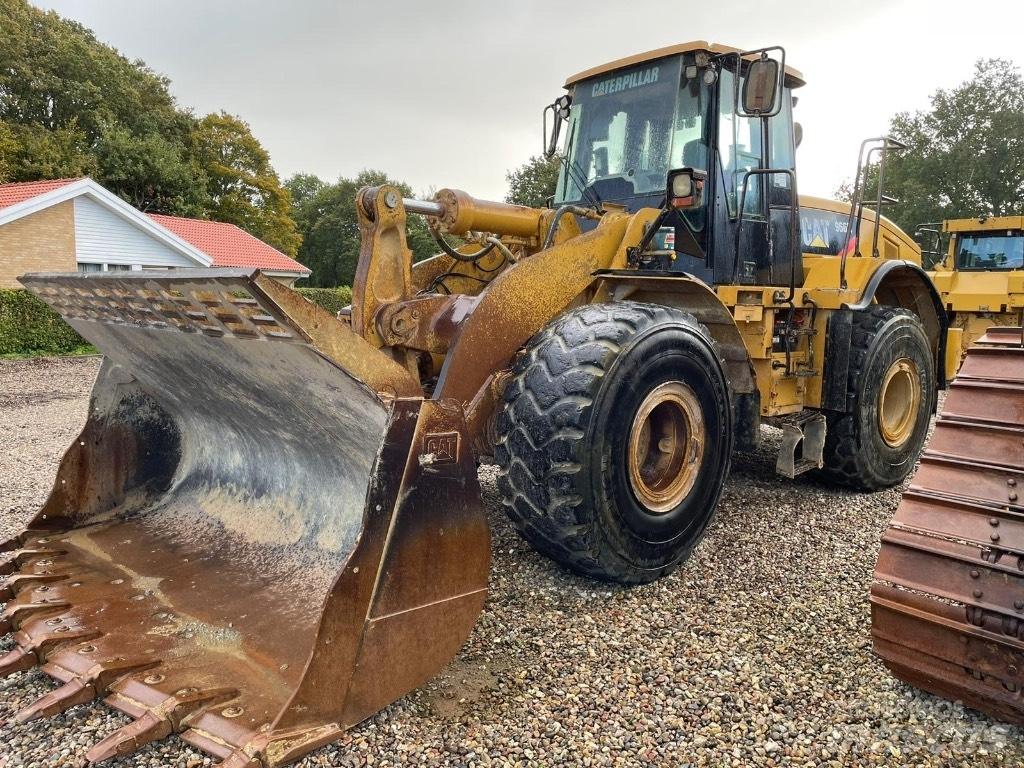 CAT 966H Pyöräkuormaajat
