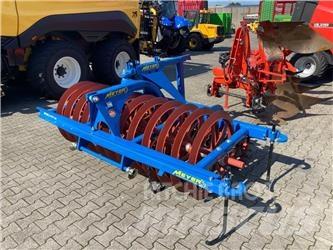 Meyer WP 12 Muut jyrät