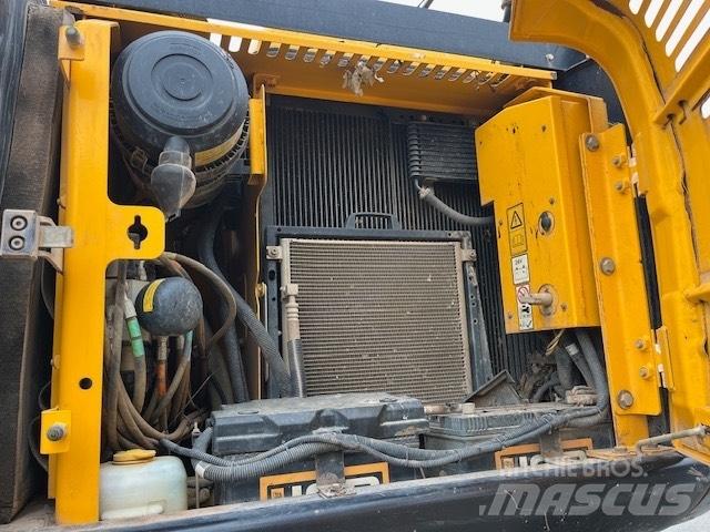 JCB JS 145 W Pyöräkaivukoneet