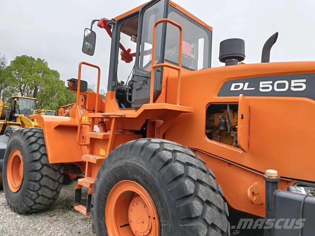 Doosan DL505 Pyöräkuormaajat