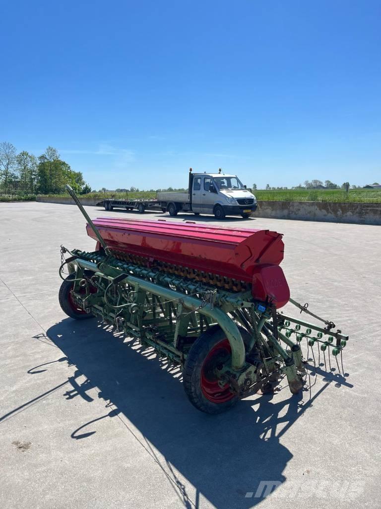 Nodet Zaaimachine Kylvökoneet