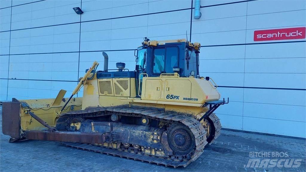 Komatsu D65PX-18 Telaketjupuskutraktorit